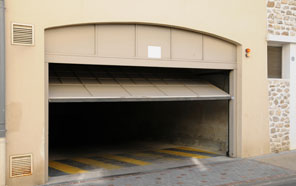 Service Overhead Doors in La Puente 