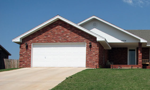 Garage door repair La Puente California